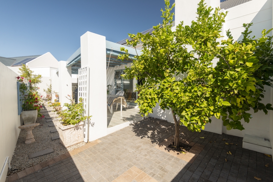 3 Bedroom Property for Sale in Blue Lagoon Western Cape
